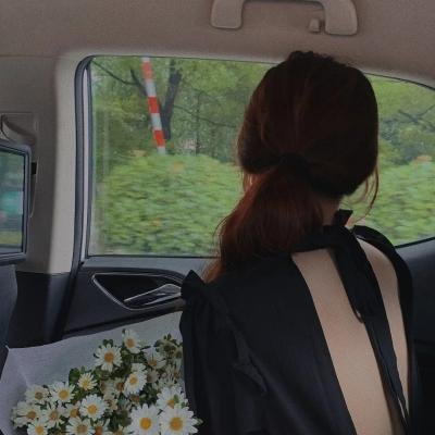 网红圈隐婚生子，全网玩梗，深夜引热议